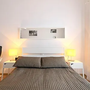  Apartament Cosy