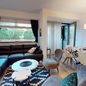 https://17-ljubav-place.splithotels.org